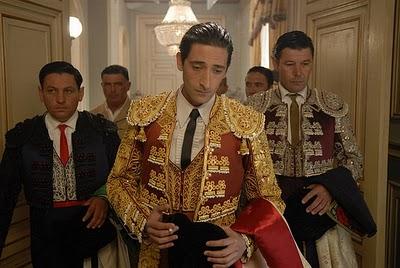 Adrien Brody dans Manolete