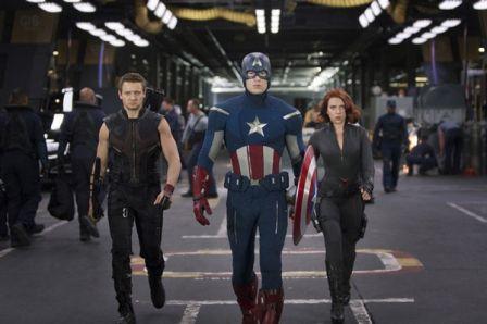 Jeremie Renner, Chris Evans et Scarlett Johansson