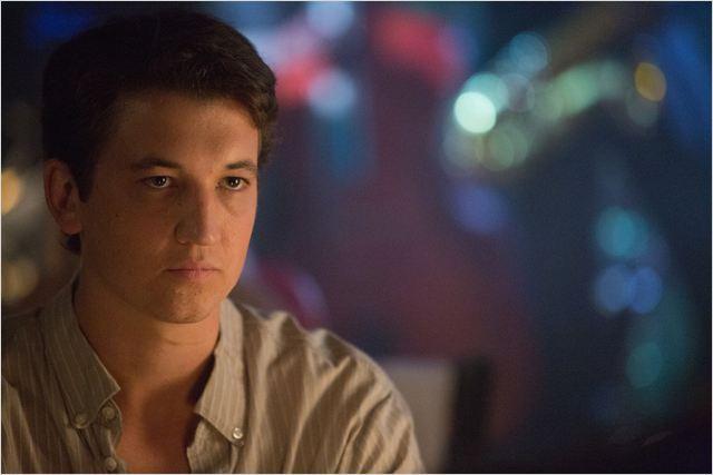 Miss Bobby_Whiplash_Miles Teller