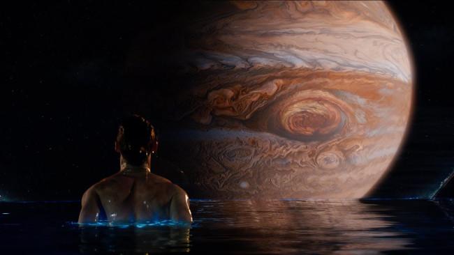 Critique-Jupiter-Ascending-Image-6