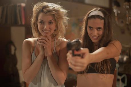 Nouveau trailer pour Knock Knock d'Eli Roth avec Keanu Reeves