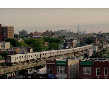 In Jackson Heights de Frederick Wiseman : Bande-annonce