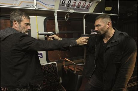 Bus 657 : Photo Dave Bautista, Jeffrey Dean Morgan