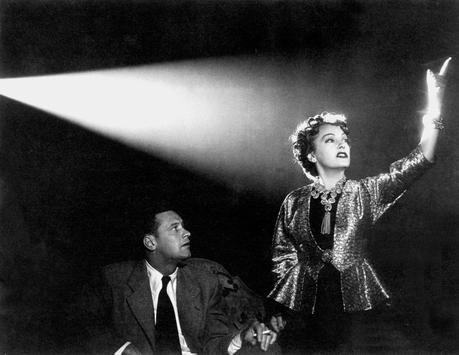 Sunset-Boulevard-1950-Wallpapers-2