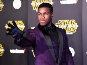 rs_1024x759-151215063100-1024.John-Boyega-Glove-Star-Wars-Premiere-LA-JR-121515