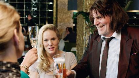 [Critique] – « Toni Erdmann », plus fort que Batman et Superman : Le cinéma d’auteur allemand.