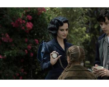 « Miss Peregrine » : Blue Bird in a (very bad) blizzard.