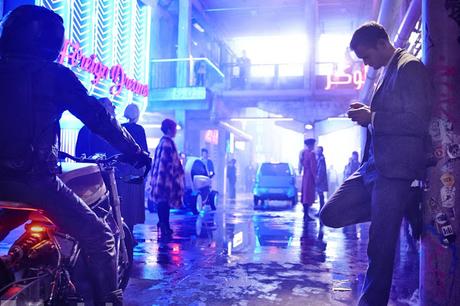 Premières images officielles pour Mute de Duncan Jones Premières images officielles pour Mute de Duncan Jones