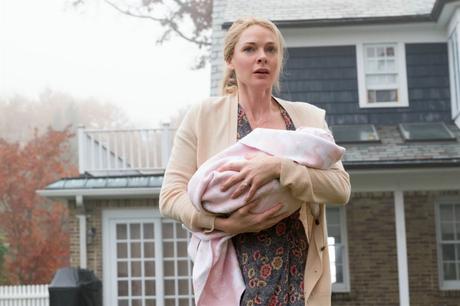 Rebecca_ferguson_train