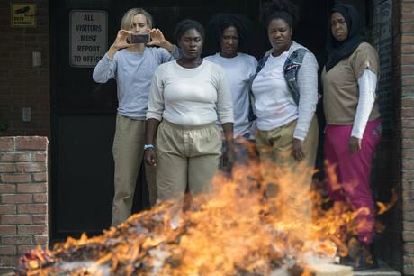 [FUCKING SÉRIES] : Orange is The New Black saison 5 : Litchfield is on FIRE !