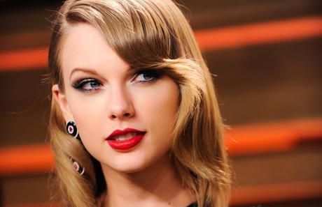 Taylor Swift en vedette de la comédie musicale Cats de Tom Hooper ?